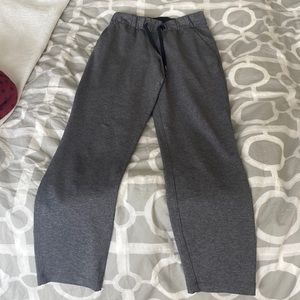 Lululemon cropped joggers